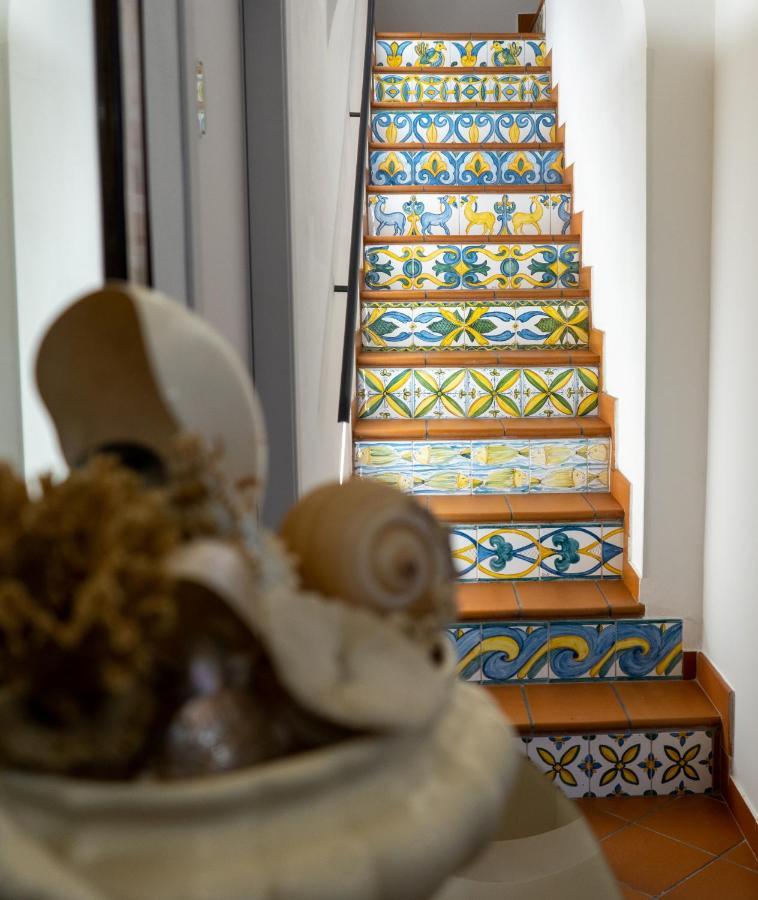 Capo Rama Suites & Rooms Terrasini Bagian luar foto