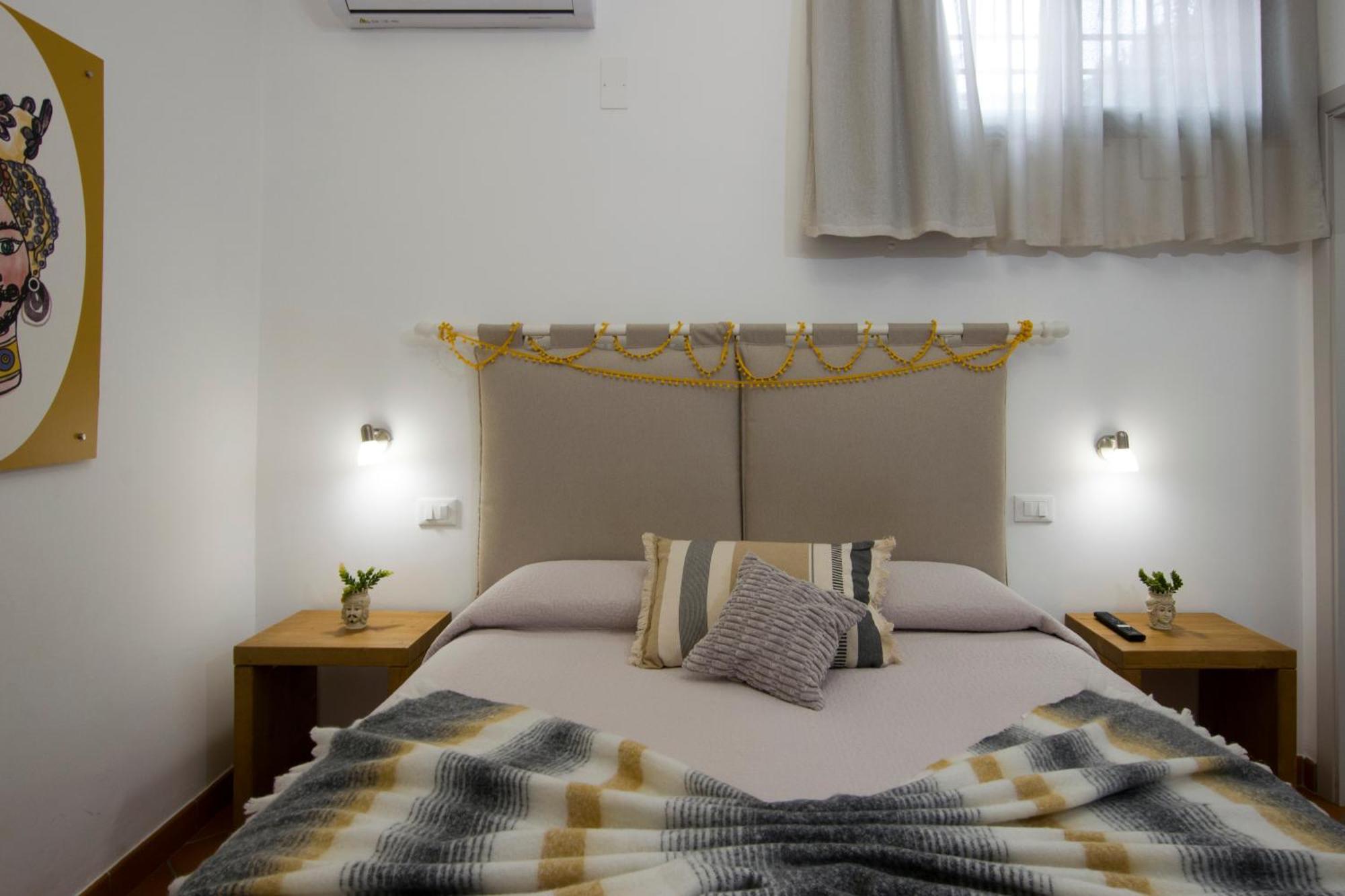 Capo Rama Suites & Rooms Terrasini Bagian luar foto