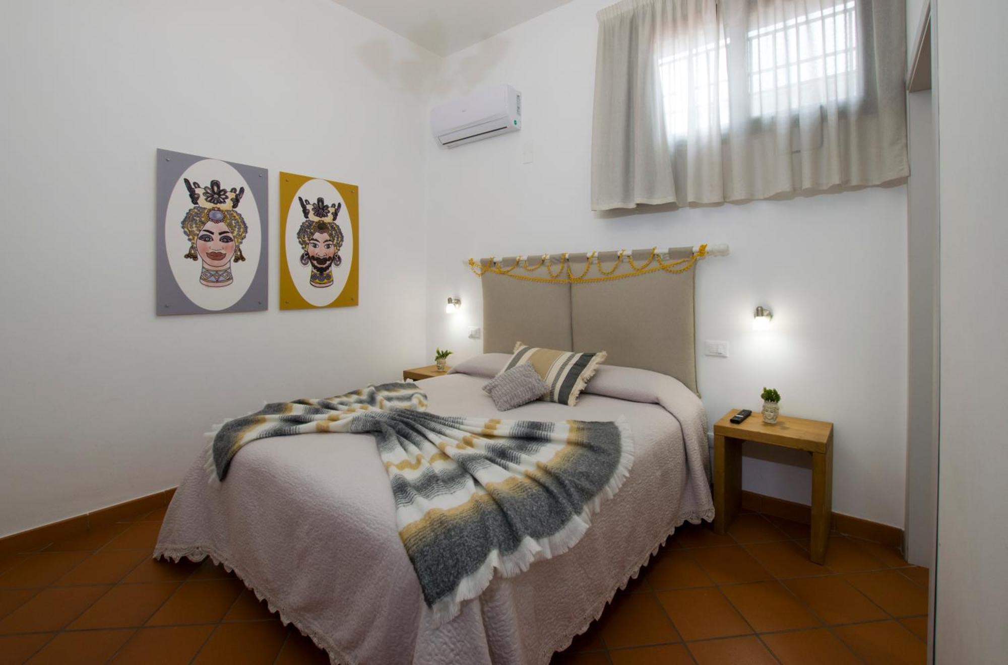 Capo Rama Suites & Rooms Terrasini Bagian luar foto